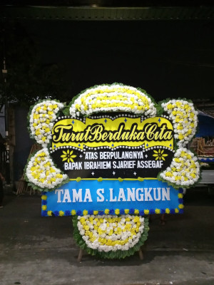 Papan Bunga Duka di Pandawan